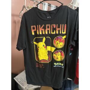 Pikachu T Shirt Size Large